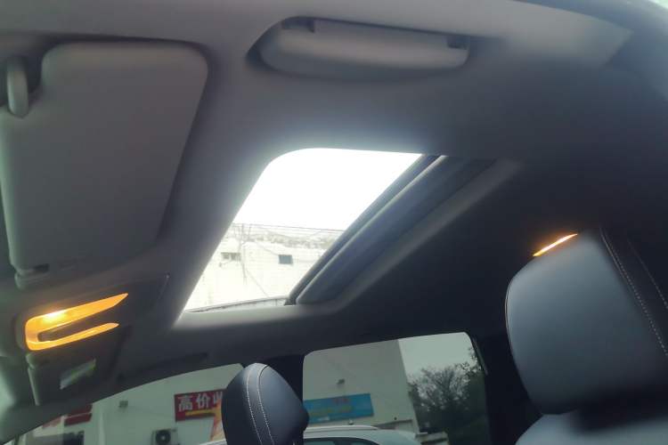 Used SAIC MAXUS G50 2022 1.5T Automatic Comfort Touring B Headliner