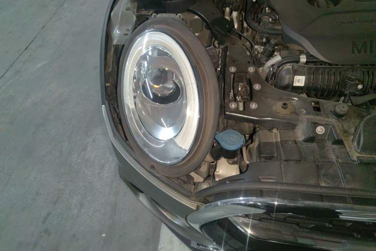 Used MINI Clubman 2016 Revised Version 2.0T COOPER S Connoisseur Edition
