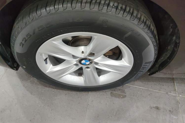 Used BMW 3 Series 2016 316Li Fashion Model Exterior 4