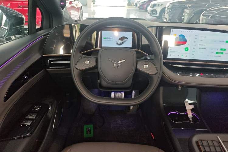 Used Hongqi EH7 2025 640 All-Wheel Drive Smart Selection Edition Steering Wheel