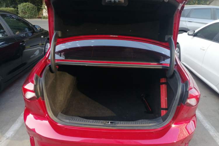 Used Ford Focus 2022 Sedan EcoBoost 180 Automatic Performance Edition
