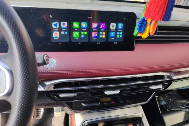 Used JETOUR X70 PLUS 2023 1.6T DCT Stronger 5-Seater