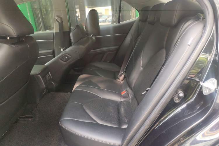 Used Toyota Camry 2019 2.5G Luxury Edition China VI Standard
