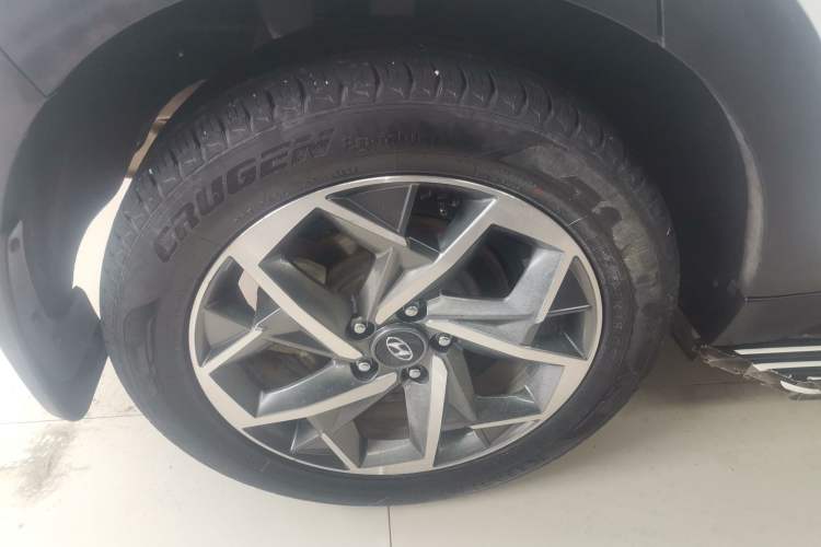 Used Hyundai Tucson 2020 280TGDi Two-Wheel-Drive GLS Smart Connectivity Version China VI Standard