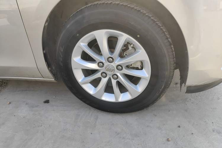 Used Buick GL8 2017 ES 28T Premium Version China V Standard
