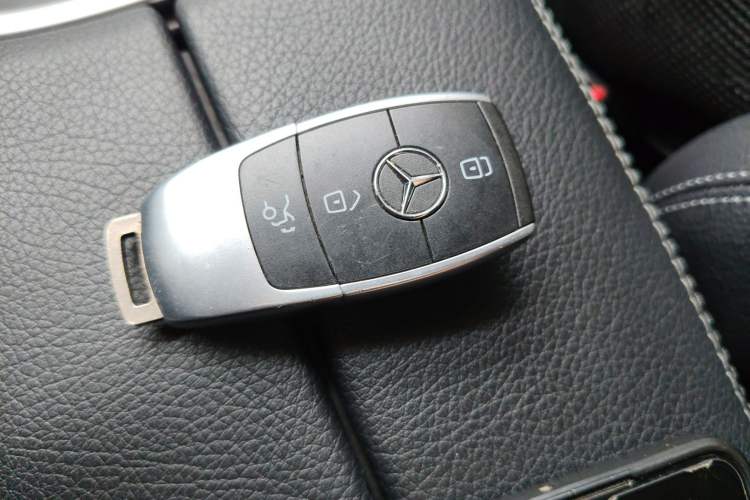 Used Mercedes-Benz C-Class 2020 C 260 Sport Edition Vehicle Key