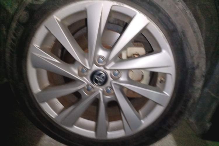 Used Toyota Camry 2021 Dual-Motor 2.5 HGVP Leading Edition Right Front Wheel Hub
