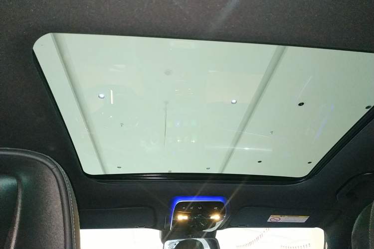 Used Mercedes-Benz C-Class 2025 Facelift C 260 L Sport Edition
