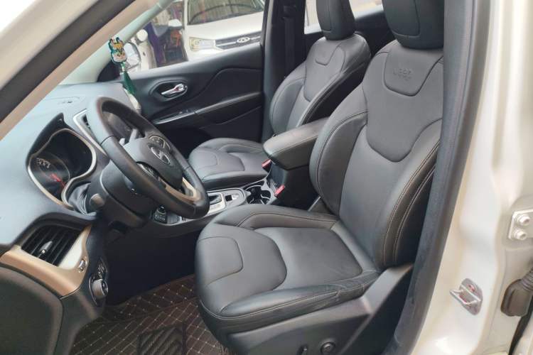 Used Jeep Cherokee 2017 2.4L Leading Smart Edition