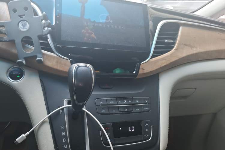 Used Buick GL8 2018 ES 28T Comfort Model China VI Standard