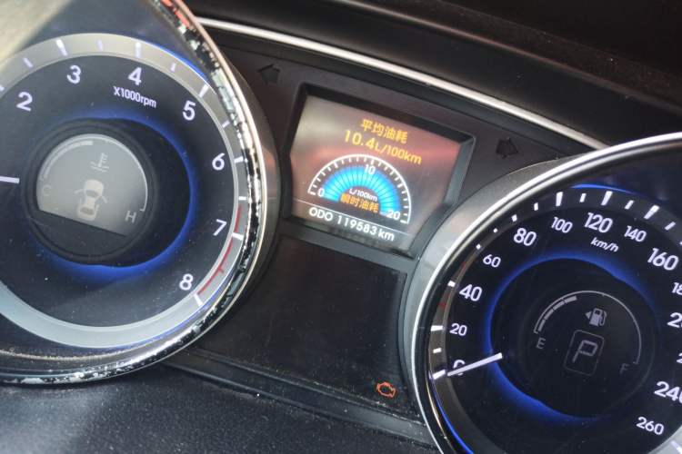 Used Hyundai Sonata 2011 2.0L Automatic Luxury Edition