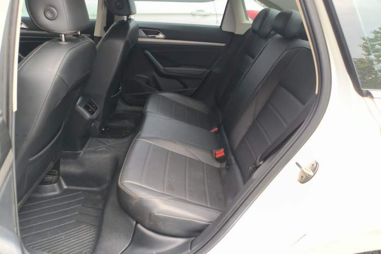 Used Volkswagen Lavida 2021 1.5L Automatic Comfort Edition
