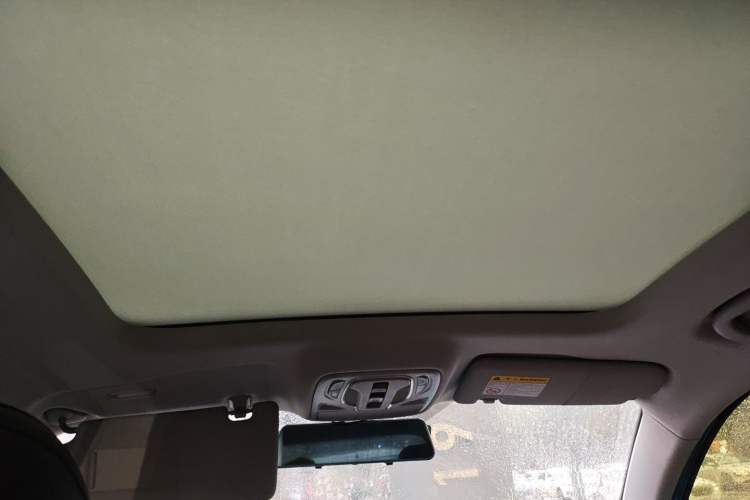 Used Roewe RX5 MAX 2019 300TGI Automatic 4G Connect Luxury Edition
