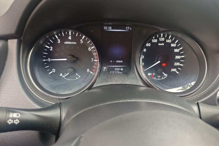 Used Nissan X-Trail 2019 2.0L CVT Smart Connect Comfort Edition 2WD Odometer Close Up