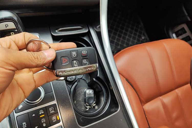 Used Land Rover Range Sport 2016 3.0 SC V6 HSE DYNAMIC Vehicle Key