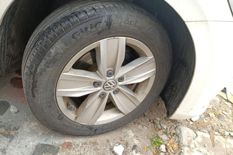 Used Volkswagen Touran 2018 Volkswagen Touran L 1.6L Manual Trend Edition
