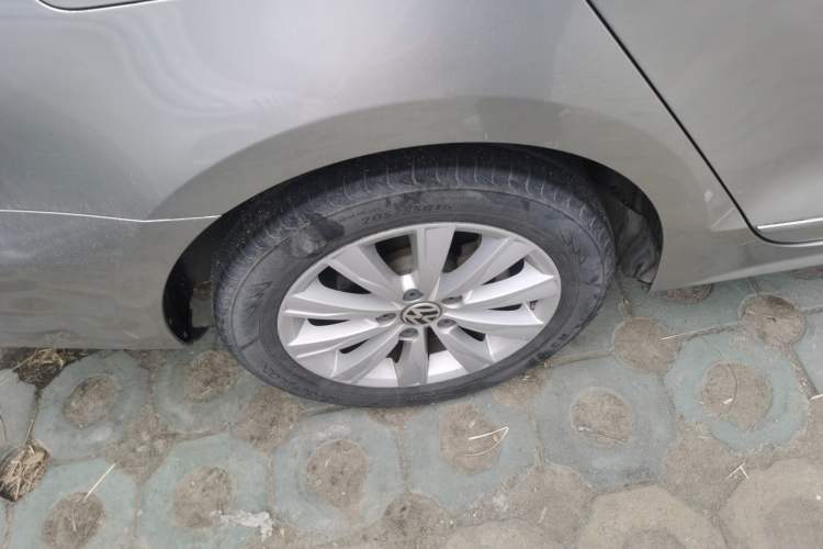 Used Volkswagen Sagitar 2016 230TSI 25th Anniversary Edition Exterior 8