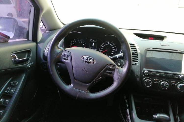 Used Kia K3 2016 1.6L Automatic GLS