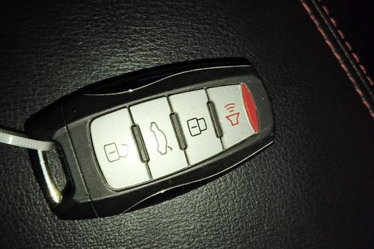 Used Haval M6 2019 1.5T DCT Two-Wheel Drive Elite Version China VI Standard