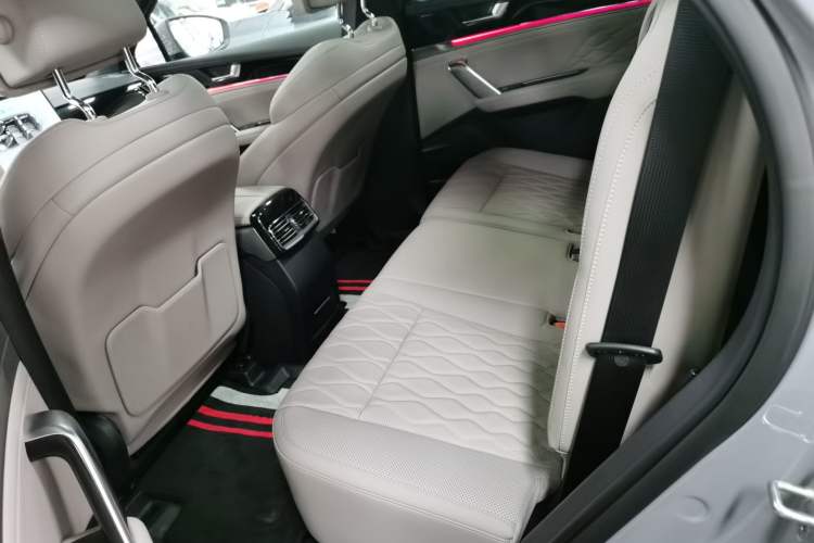 Used BYD Tang New Energy 2025 Intelligent Driving Version DM-i 115KM Flagship Edition Left Rear Seat