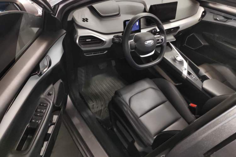 Used Geometry A 2024 410KM Travel Edition
