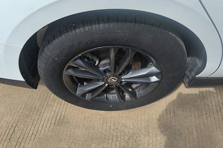 Used CHANGAN Eado DD 2023 Blue Whale NE 1.5T GDI DCT Luxury Edition Right Rear Wheel Hub