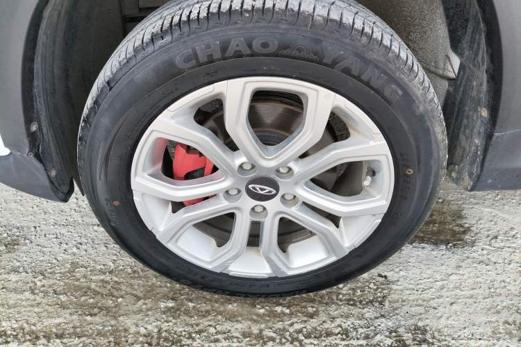 Used Chery Tiggo 3X 2022 Diamond Edition 1.5L CVT Elite Version Left Front Wheel Hub