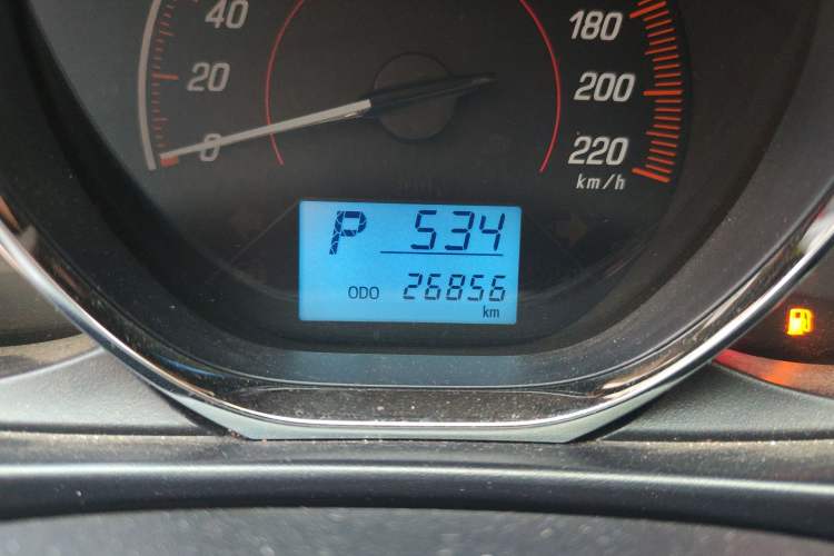 Used Toyota YARiS L Zhi Xiang 2020 1.5L CVT Leading Edition Odometer Close Up