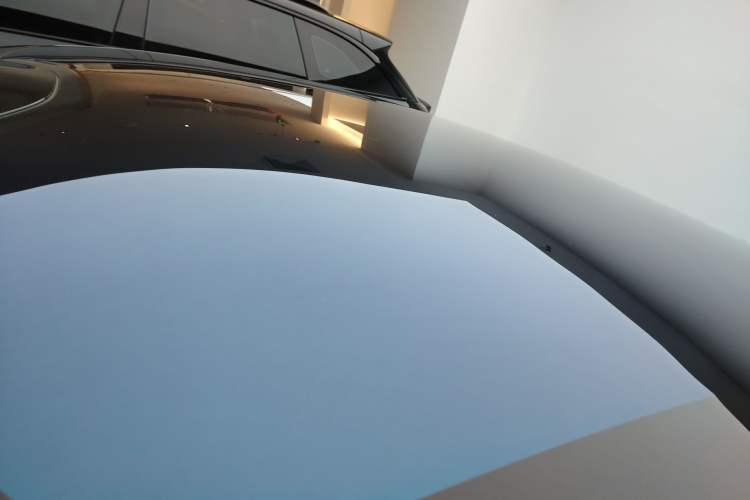 Used Xiaomi Auto SU7 2024 Four-Wheel Drive Ultra-Long Range Advanced Intelligent Driving Max Edition
