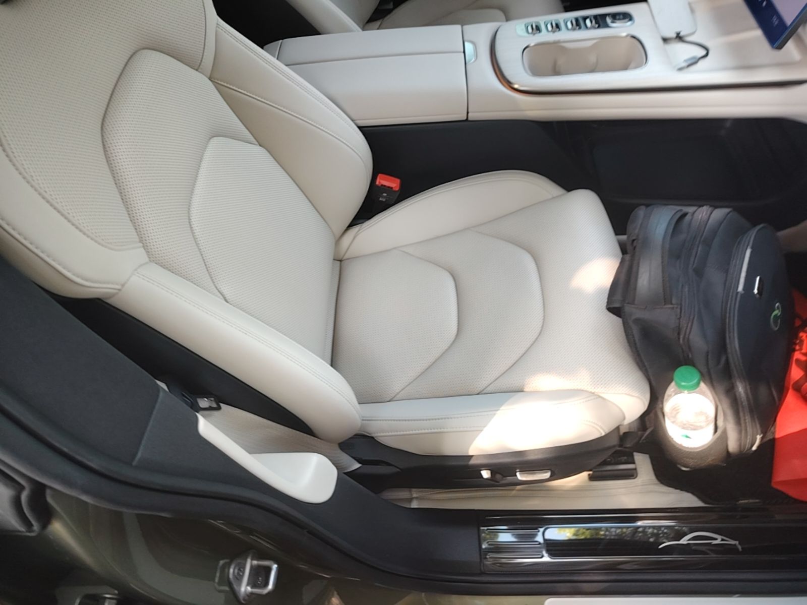 Xiaomi Auto SU7 2024 Four-Wheel Drive Ultra-Long Range Advanced Intelligent Driving Max Edition — снимка 19