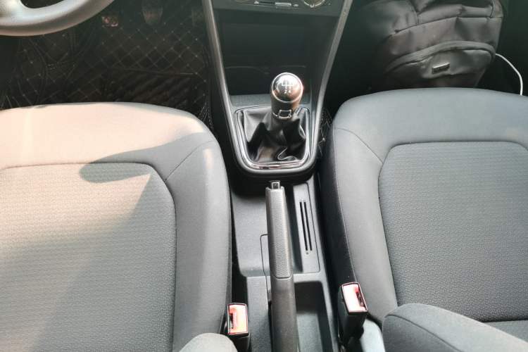 Used Volkswagen Santana 2013 1.4L Manual Fashion Edition