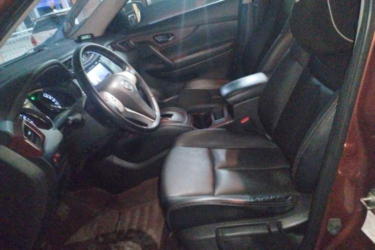 Used Nissan X-Trail 2015 2.0L CVT Comfort MAX Edition 2WD