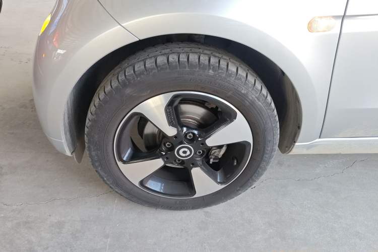 Used smart fortwo 2018 1.0L 52kW Hardtop Passion Edition China V Standard

