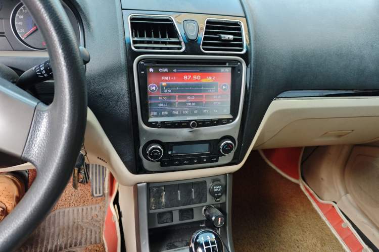 Used Geely Auto Classic Emgrand 2013 Sedan 1.8L Manual Elite Model