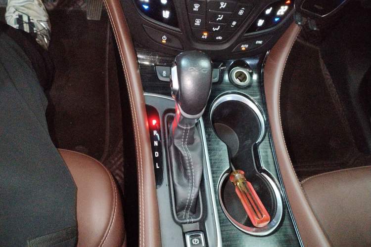 Used Buick Envision 2020 20T Two-Wheel Drive Luxury Model