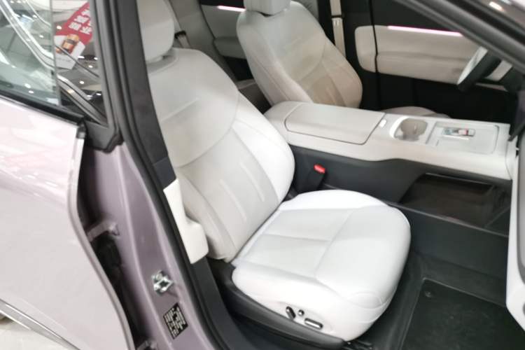 Used XPeng G6 2025 625 Long-Range Max Flagship Edition
