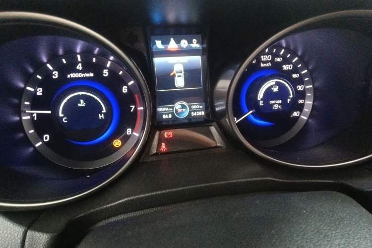 Used CHANGAN CS75 2017 Shangkui Edition 1.5T Manual Fengxiang Model Odometer Close Up