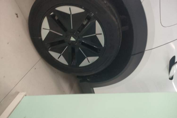 Used Deepal S07 2023 200Max Range-Extended Version
