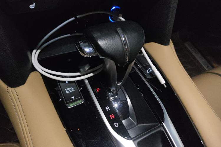 Used Honda UR-V 2020 240TURBO Front-Wheel Drive Elegant Edition