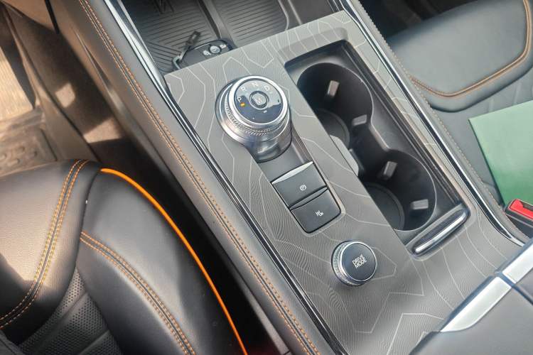 Used Ford Explorer 2024 2.3T EcoBoost Kunlun Peak Edition 6-Seater
