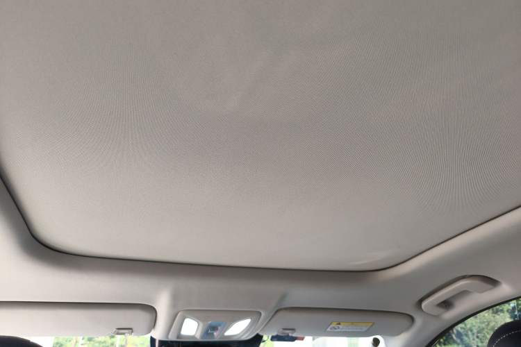 Used Dongfeng Aeolus Huge 2022 Mach Dual-Motor 1.5T MHD Dare-to-Dream Edition