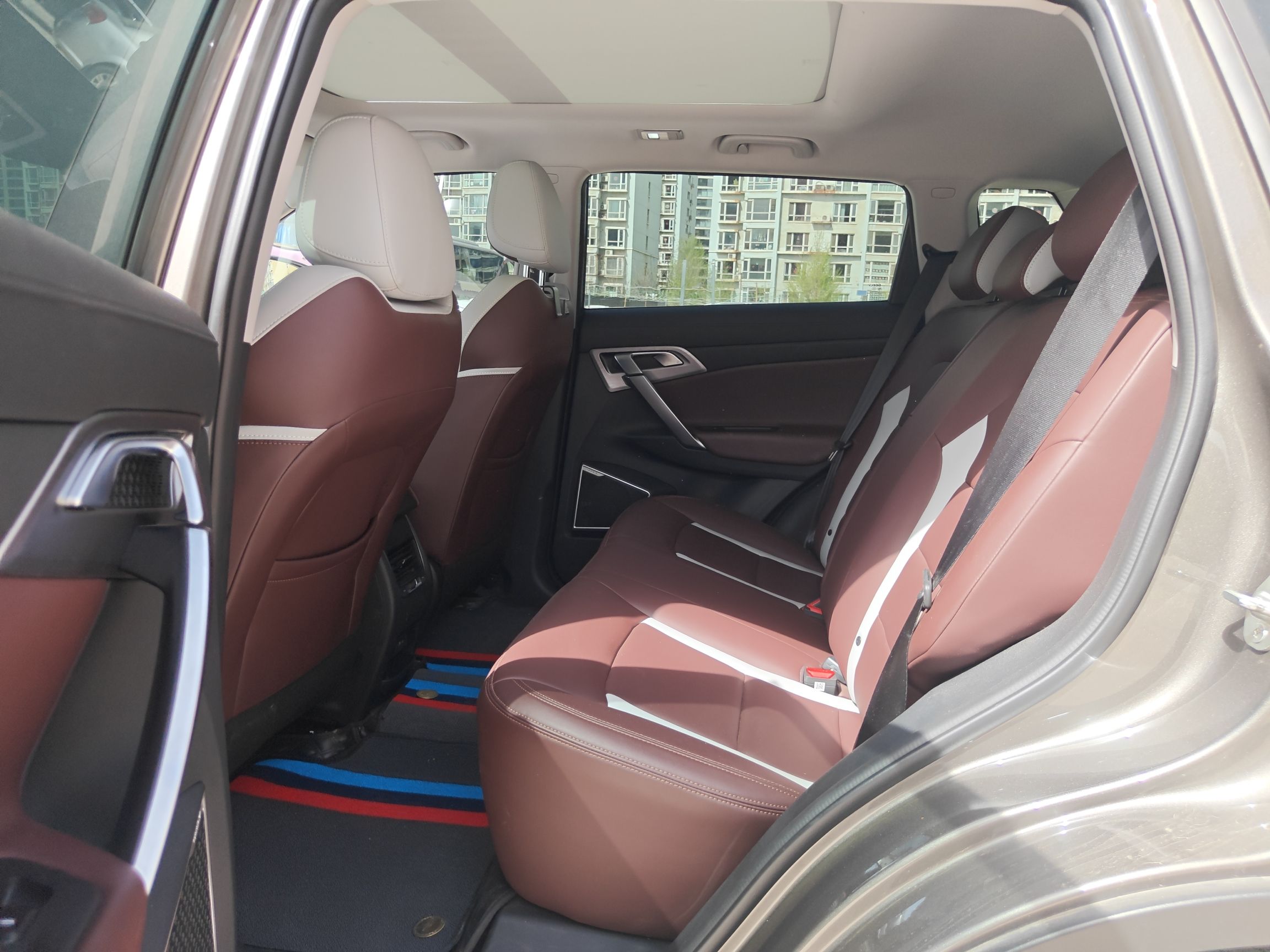 Geely Auto Emgrand X7 Sport 2022 1.8TD DCT Zhiya Trim — снимка 20