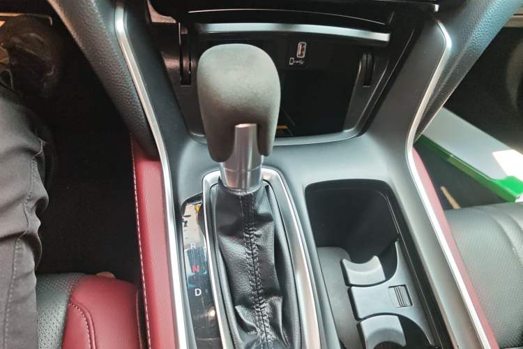 Used Honda Inspire 2022 260TURBO Elite Edition Gear Lever