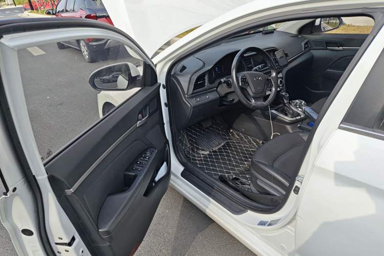 Used Hyundai Elantra (6th Generation / Lingdong) 2019 1.5L CVT ZhiXuan – Elite Version Driver Seat