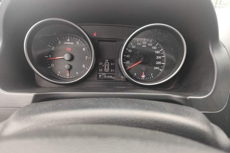 Used Haval H6 2016 Upgraded Model 1.5T Automatic Two-Wheel Drive Elite Version Odometer Close Up