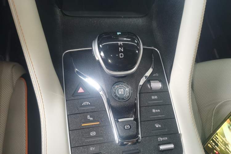 Used BYD Song PLUS New Energy 2021 DM-i 51KM Prestige Model Gear Lever