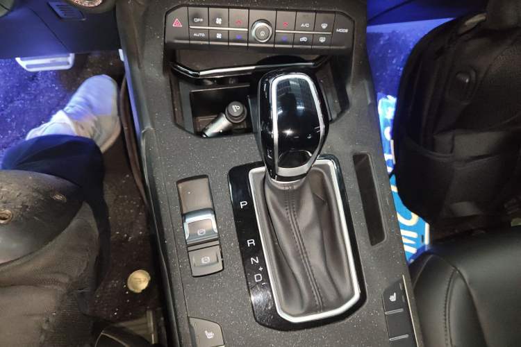 Used Wey VV5 2017 2.0T Ultra-Luxury Version