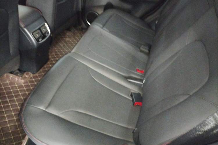 Used Haval M6 2019 1.5T DCT Two-Wheel Drive Value Edition China VI Standard
