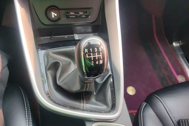 Used Baojun 530 2019 1.5T Manual Elite 7-seater China VI