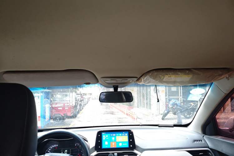 Used Baojun 510 2017 1.5L Manual Fashion Model